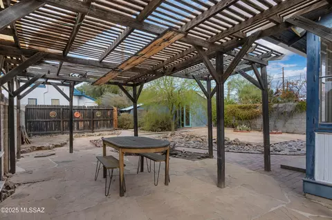 Exterior - 611 E 5th St, Tucson, AZ 85705 photo 10 of 13