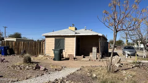 702 W Nevada St, Tucson, AZ 85714