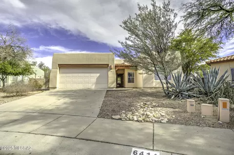 6414 N Sun Bluff Dr, Tucson, AZ 85704