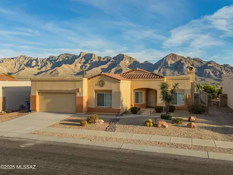 359 W Wheeler Rd, Oro Valley, AZ 85737