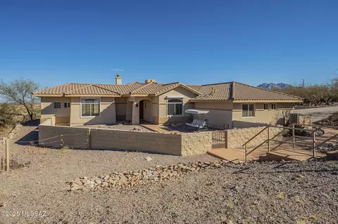 1451 Circulo Jacona, Rio Rico, AZ 85648