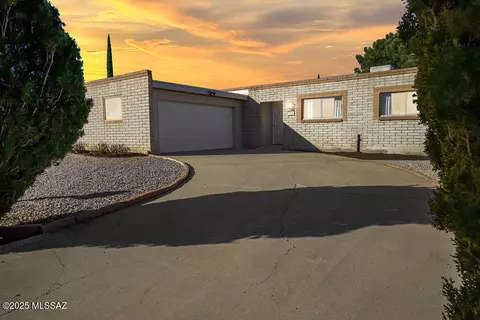 238 N Enrico Ave, Sierra Vista, AZ 85635