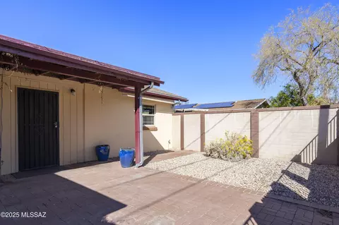Exterior - 4427 E 4th St, Tucson, AZ 85711 photo 3 of 3