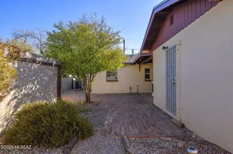 Exterior - 4427 E 4th St, Tucson, AZ 85711 photo 2 of 3