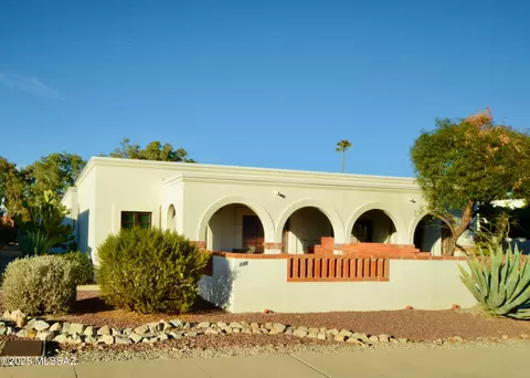 136 W Camino Manzana #A, Green Valley, AZ 85614