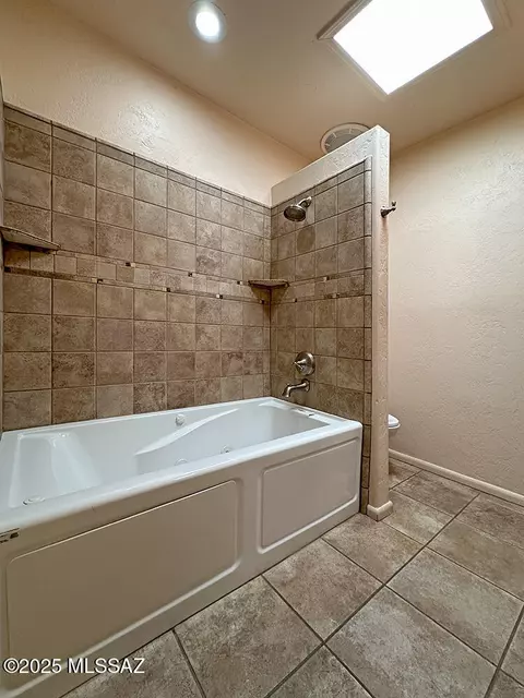 8034 E Shadow Ln, Tucson, AZ 85750 photo 37
