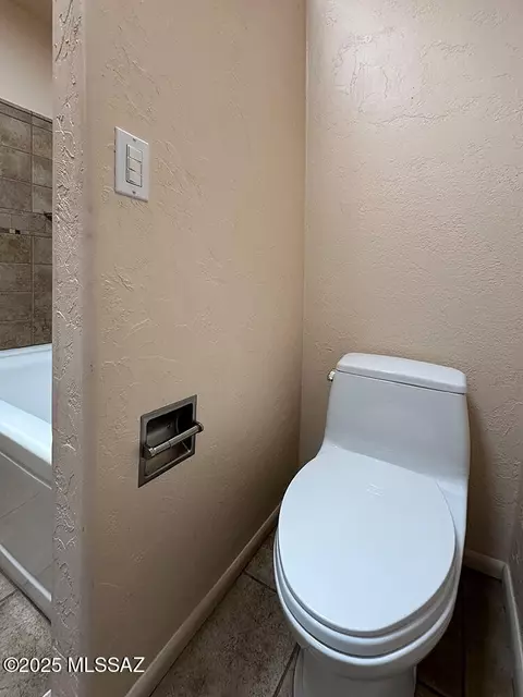 8034 E Shadow Ln, Tucson, AZ 85750 photo 38