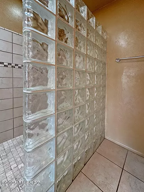 8034 E Shadow Ln, Tucson, AZ 85750 photo 31