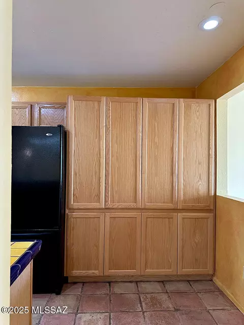 8034 E Shadow Ln, Tucson, AZ 85750 photo 17