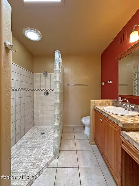 8034 E Shadow Ln, Tucson, AZ 85750 photo 28