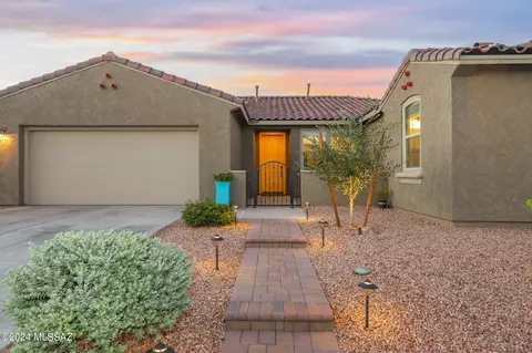 9735 E Sandal Trl, Tucson, AZ 85747