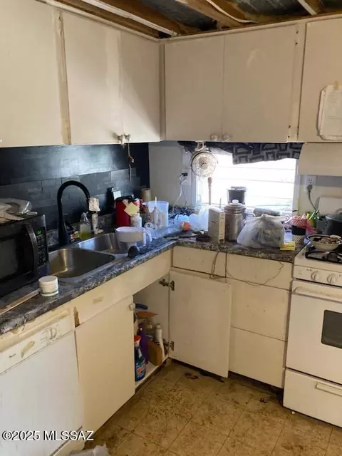 490 Hillcrest, Benson, AZ 85602 photo 8