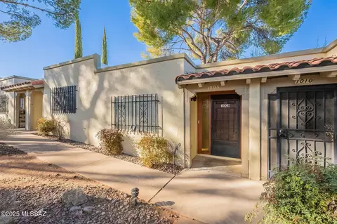 1008 S Calle De La Temporada, Green Valley, AZ 85614