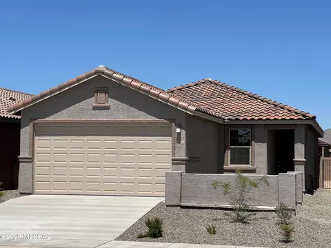 10500 W Waveland Dr, Marana, AZ 85653