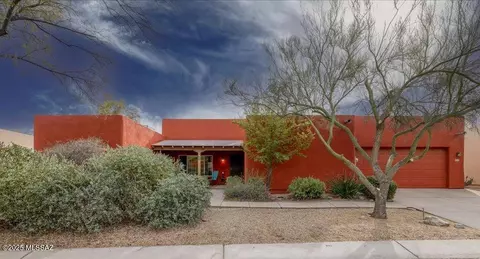 10524 E John Mcnair Pl, Tucson, AZ 85747