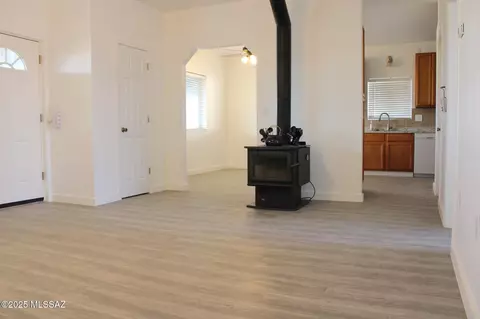 Living - 917 Bourgeous Rd, Duncan, AZ 85534 photo 1 of 2