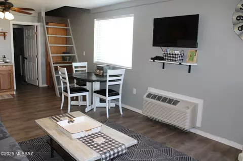 Dining - 917 Bourgeous Rd, Duncan, AZ 85534 photo 1 of 1
