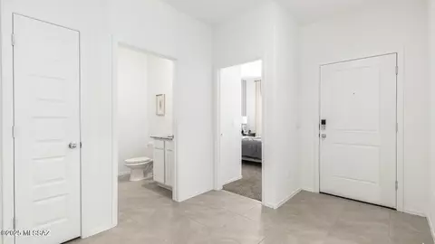 Entry Way - 9823 E Gray Hawk Dr, Tucson, AZ 85730 photo 2 of 5