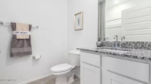 Bath - 9823 E Gray Hawk Dr, Tucson, AZ 85730 photo 1 of 4
