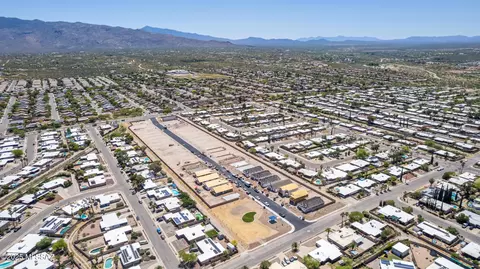 View/Area - 9823 E Gray Hawk Dr, Tucson, AZ 85730 photo 2 of 2
