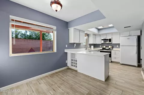 9450 E 3rd St, Tucson, AZ 85710 photo 17