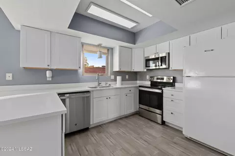 9450 E 3rd St, Tucson, AZ 85710 photo 14