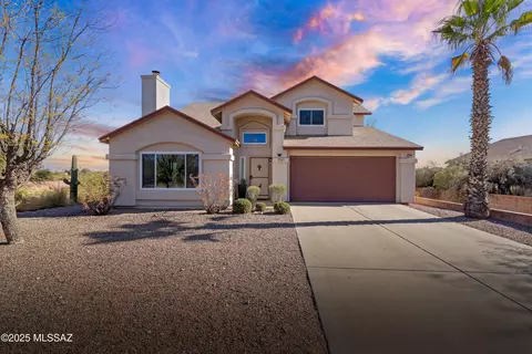 2587 W Wayward Wind Way, Tucson, AZ 85745