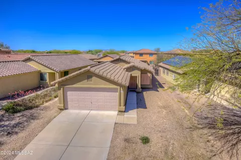 6860 S Cottontail Run Ave, Tucson, AZ 85756