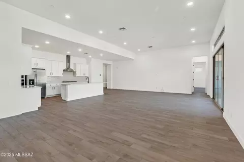 14789 N Blue Juniper Ln, Marana, AZ 85658