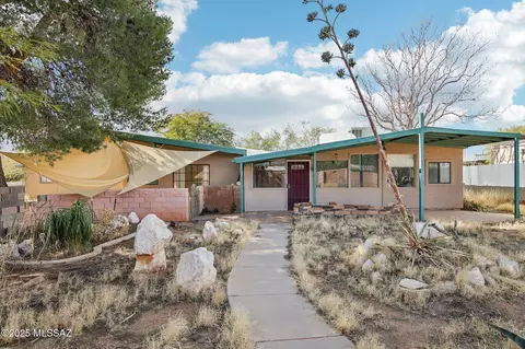 16613 N Avenida De La Canada, Tucson, AZ 85739
