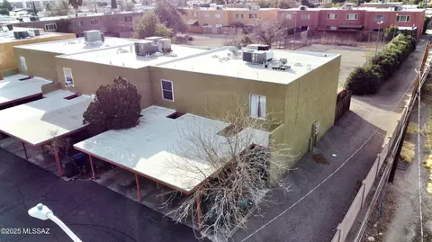 712 W Limberlost Dr #47, Tucson, AZ 85705