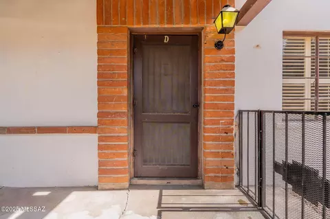 291 S Paseo Cerro #D, Green Valley, AZ 85614