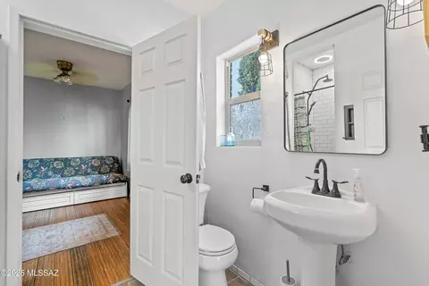 Bath - 4055 E 5th St, Tucson, AZ 85711 photo 3 of 6
