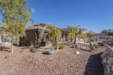 Exterior - 10792 E Grass Spring Pl, Tucson, AZ 85748 photo 8 of 12