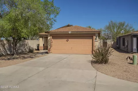 7573 E Rhiannon Dr, Tucson, AZ 85730