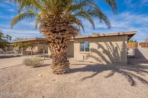 2930 W Verona Pl, Tucson, AZ 85741