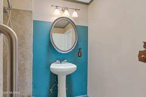 Bath - 623 E Pearl St, Benson, AZ 85602 photo 2 of 2