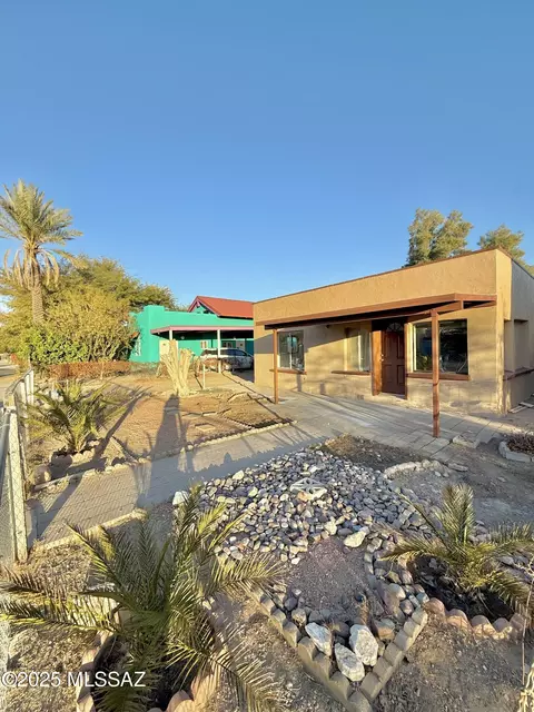 1020 W Erie St, Tucson, AZ 85745