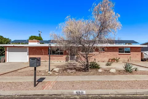 5241 E Rosewood St, Tucson, AZ 85711