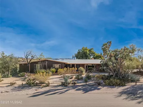 925 W Ternero St, Tucson, AZ 85704