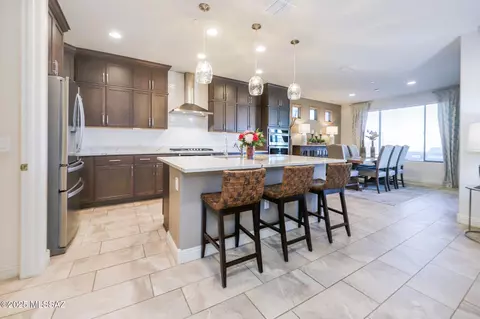 13305 E Barcel Way, Tucson, AZ 85747