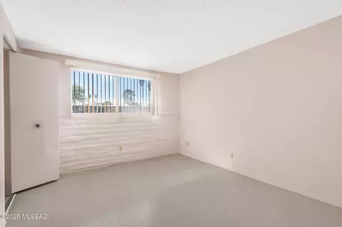 Bedroom - 8357 E 7th St, Tucson, AZ 85710 photo 1 of 8