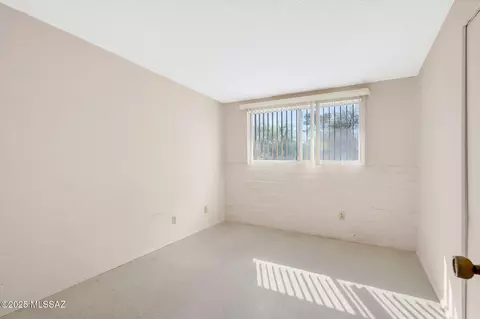 Bedroom - 8357 E 7th St, Tucson, AZ 85710 photo 3 of 8