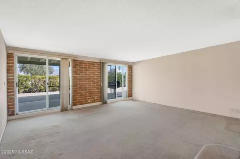 Living - 8357 E 7th St, Tucson, AZ 85710 photo 2 of 5