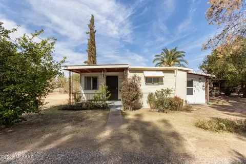 7840 N Carolanne Dr, Tucson, AZ 85741
