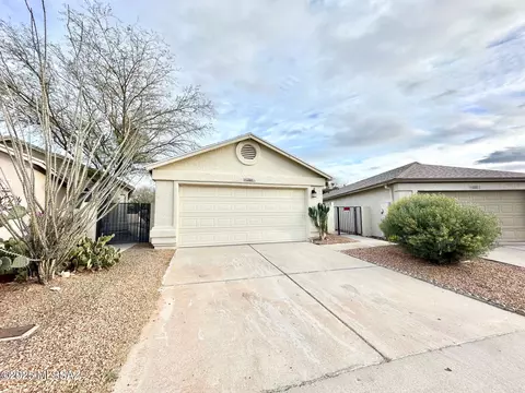 8072 N Wheatfield Dr N, Tucson, AZ 85741