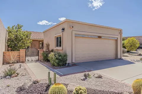 1439 W Via De Roma, Green Valley, AZ 85622