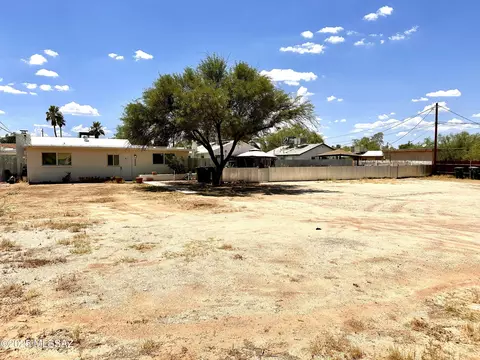 2009 N Rosemary Dr, Tucson, AZ 85716