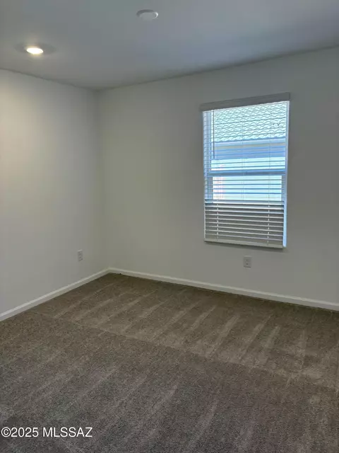 12825 E Daisy Moore Pl, Vail, AZ 85641 photo 8