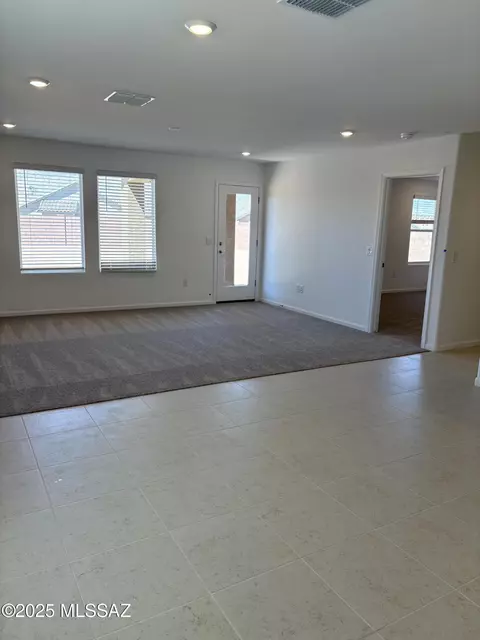 12825 E Daisy Moore Pl, Vail, AZ 85641 photo 6